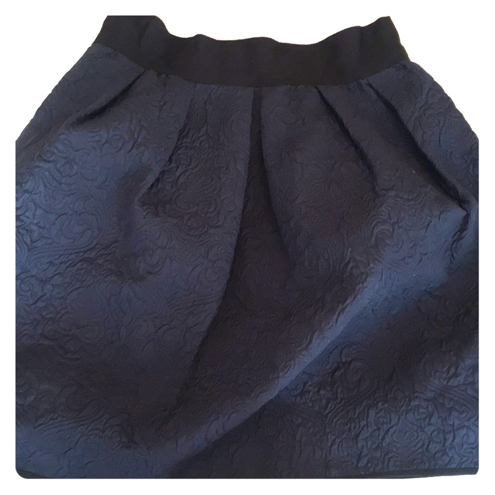 Wilfred embossed navy blue skirt